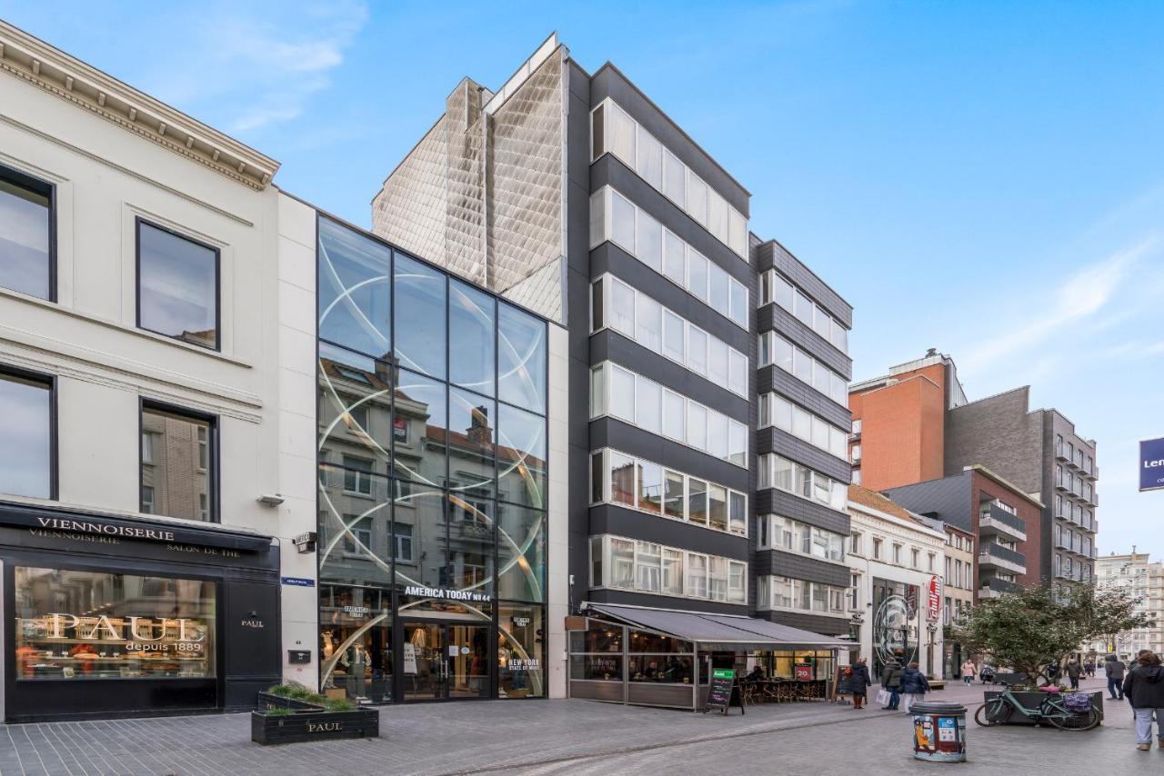 Ruim En Warm Appartement In De Winkelstraat Van Oostende Exterior photo